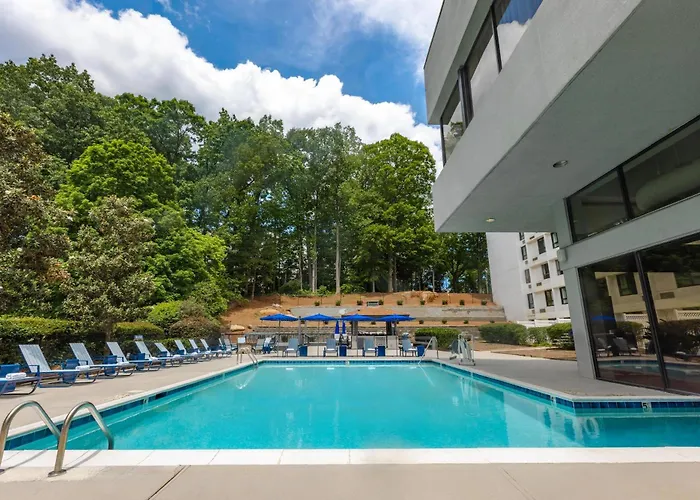 Sonesta Charlotte Lower South End