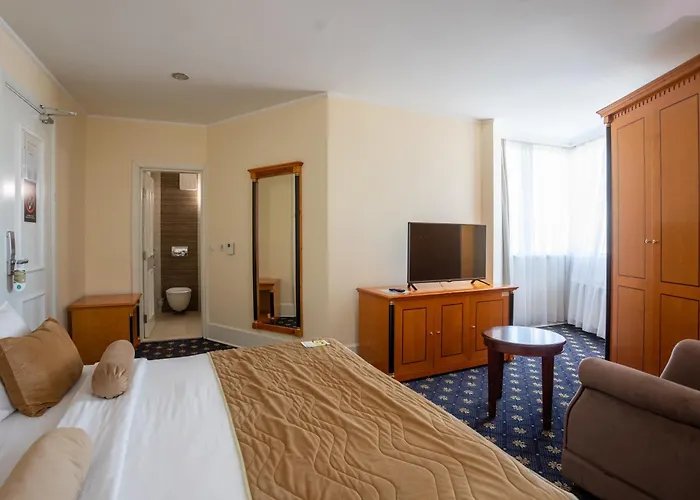A Hoteli - Hotel Sloboda