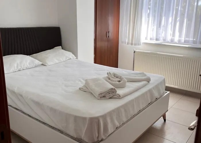 Enn Is Inn Hotel