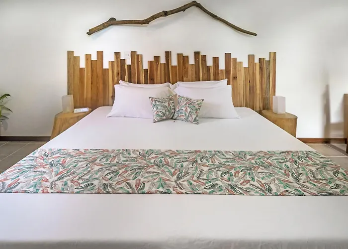 Drift Away Lodge Cr