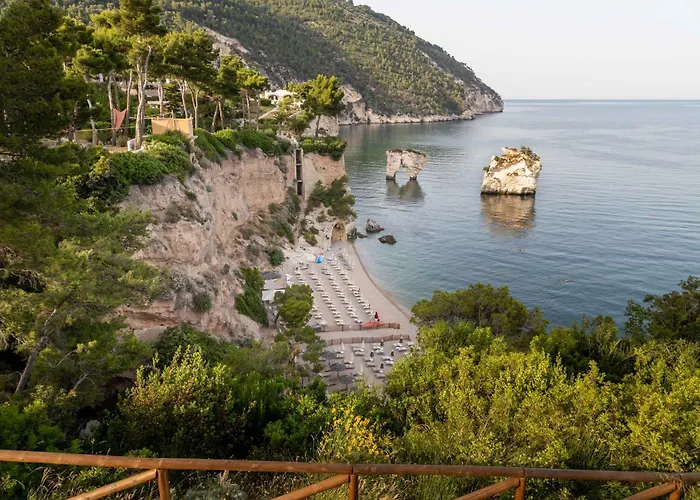 Apulia Hotel Baia dei Faraglioni Resort