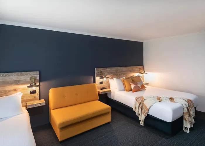 Ibis Styles Orange