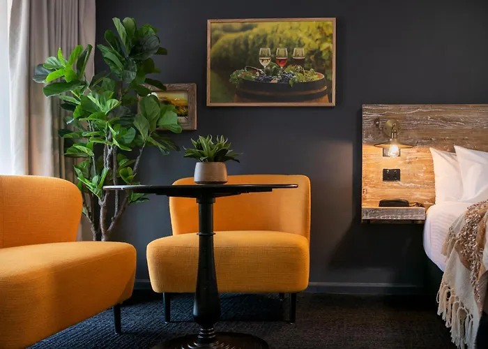 Ibis Styles Orange