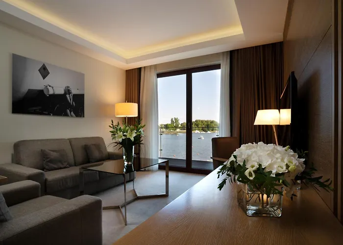 Tiffi Boutique Hotel