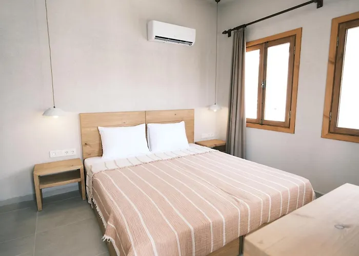 Nephos Beach Hotel