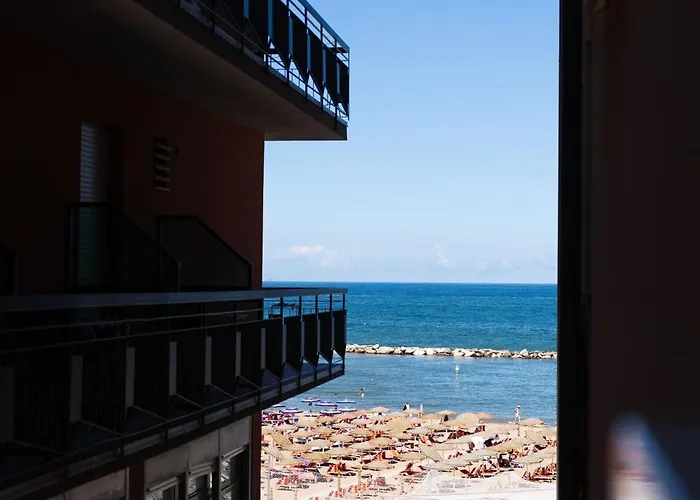 Strand Hotel