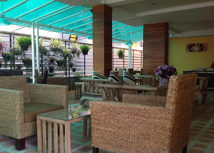 Yellow Tique Hotel
