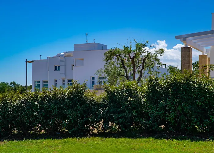 Cala Ponte, a Tribute Portfolio Hotel