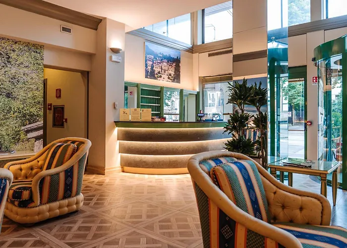 Crystal Hotel Varese