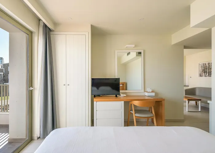 Thalassa Suites