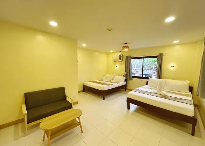 Cozy Coron Inn