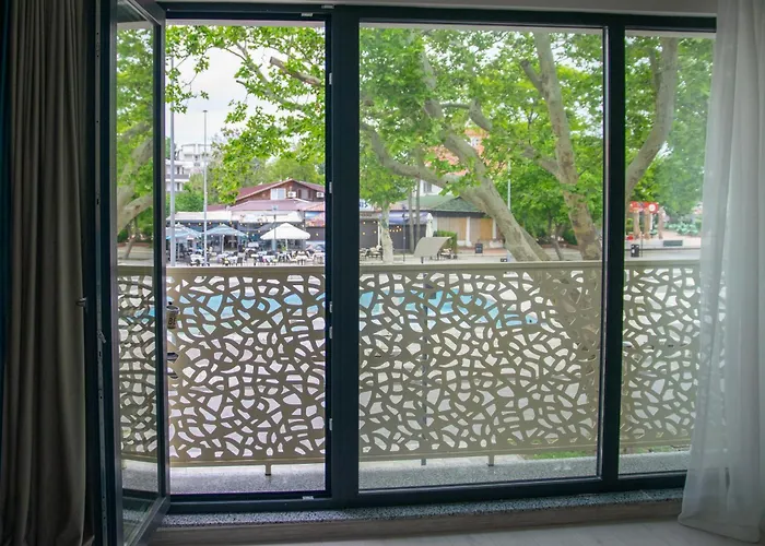 Brizo Boutique Hotel