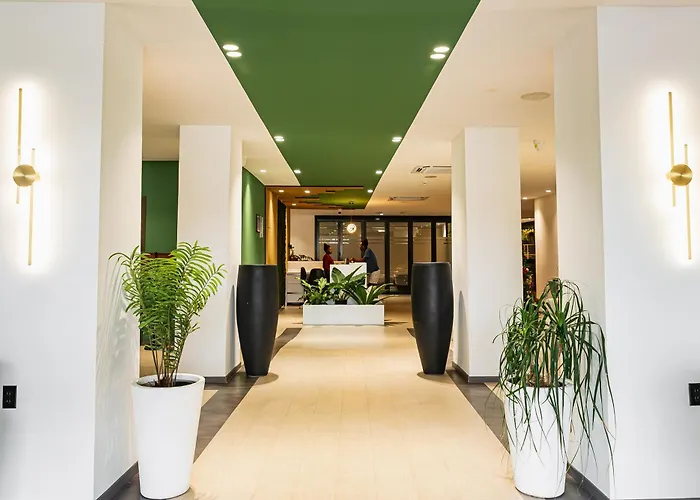 Queens Hotel