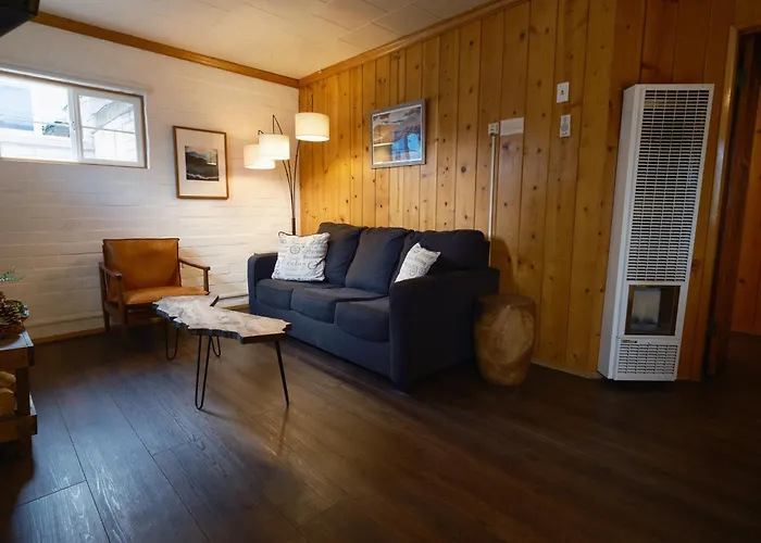 Lake Front Cabins