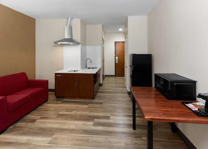 Hawthorn Extended Stay By Wyndham College Station South
