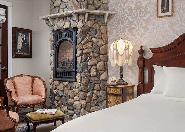 National Hotel Jackson Tapestry Collection By Hilton