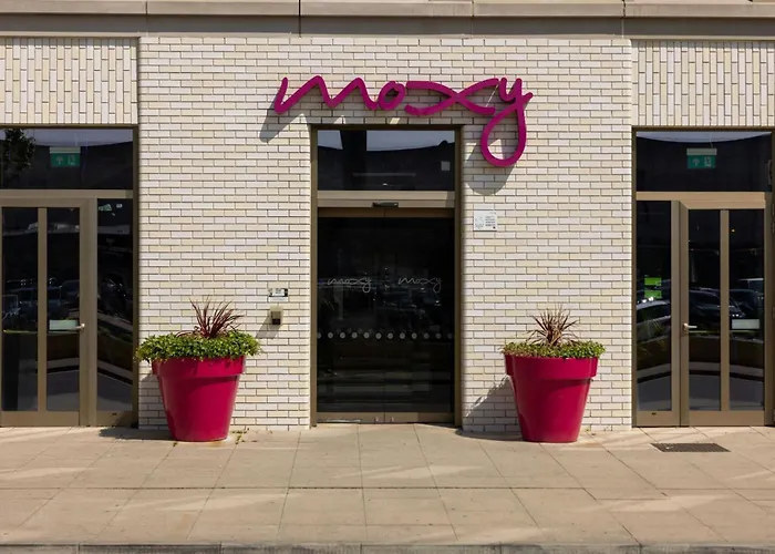 Moxy London Excel Hotel