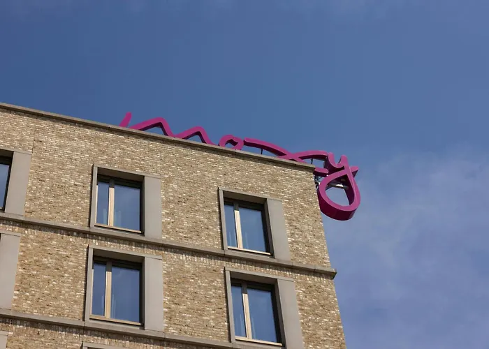 Moxy London Excel Hotel