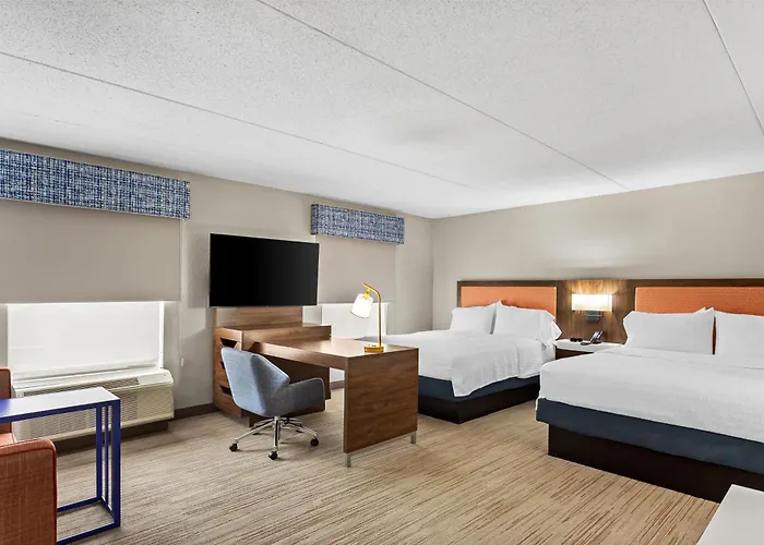 Hampton Inn & Suites Bolingbrook