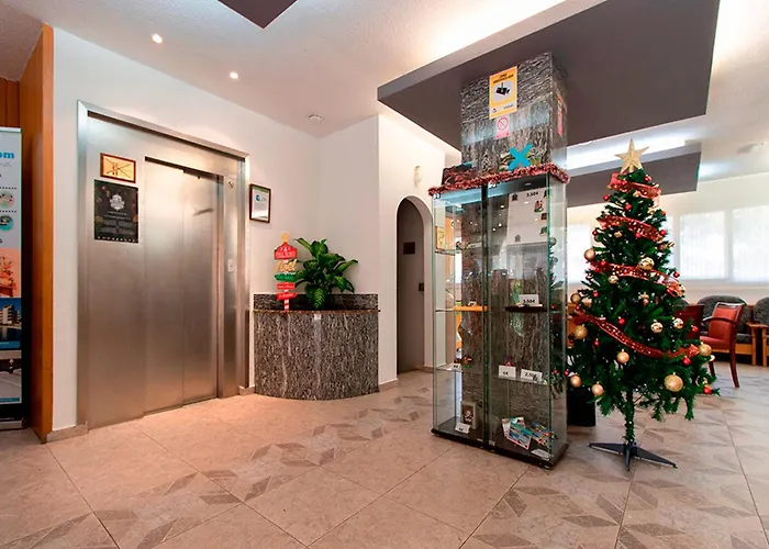 Hotel Pere D'Urg 3000