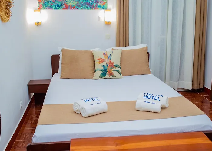 Stephen Hotel