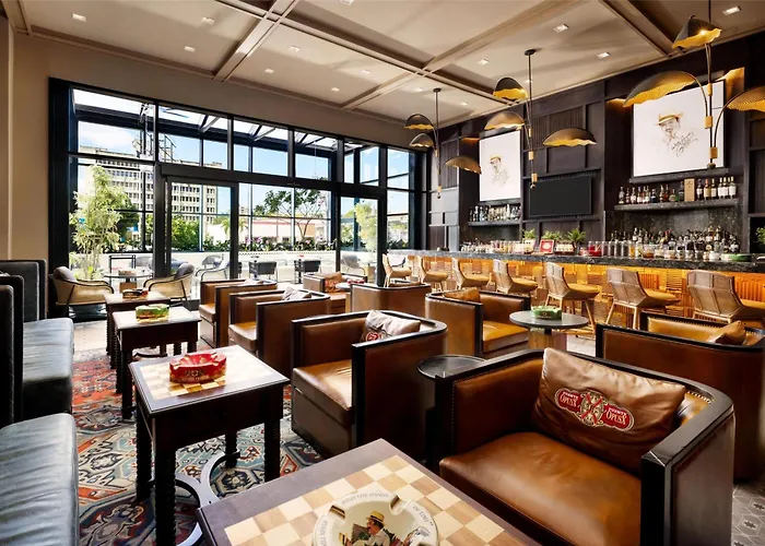 Hotel Santiago, Curio Collection By Hilton
