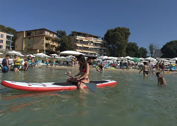 Family Hotel Teos