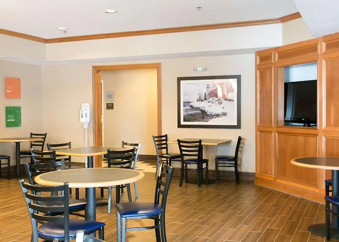 Comfort Suites Benton Harbor - St Joseph