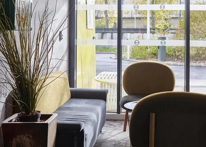 B&B HOTEL NANTERRE Rueil-Malmaison