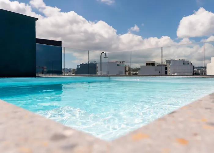 Onyx Hotel