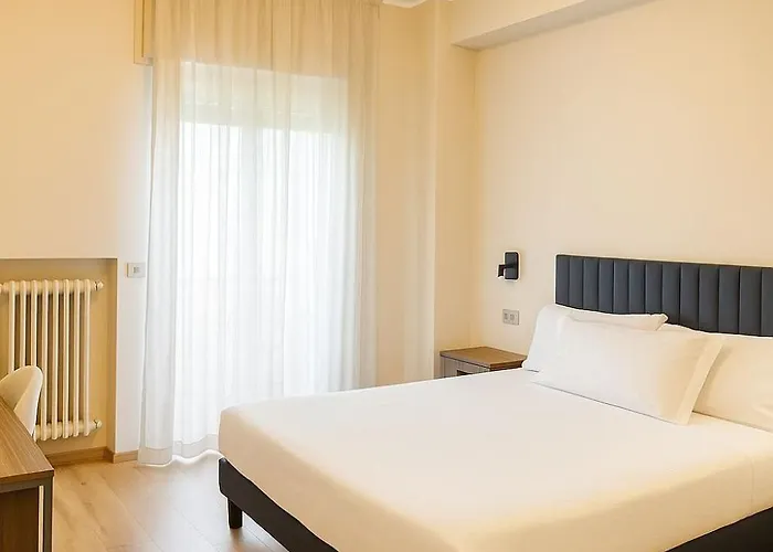 Urban Hotel