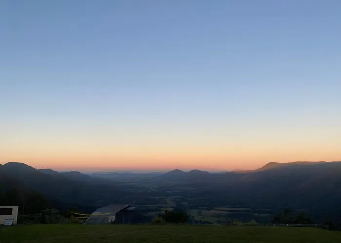 Eungella Chalet Hotel