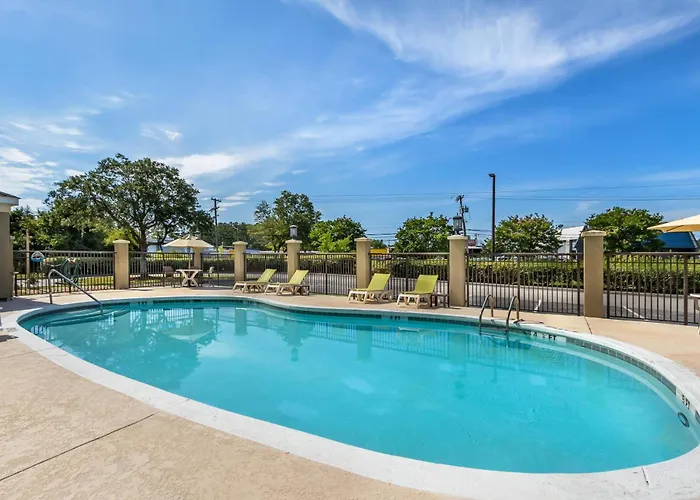 Comfort Suites Myrtle Beach Central