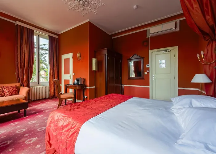Logis Hotel Les Marechaux