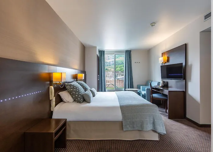 Helgon Hotel - Lourdes Pyrenees