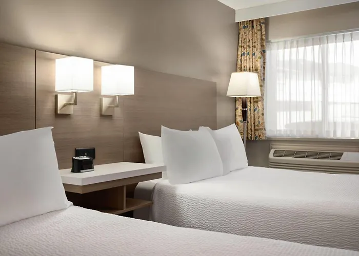 Days Inn By Wyndham Kelowna