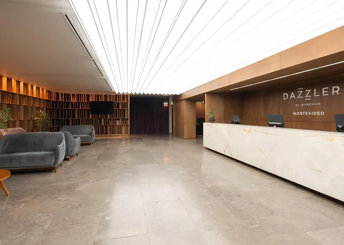 Dazzler By Wyndham Montevideo Hotel