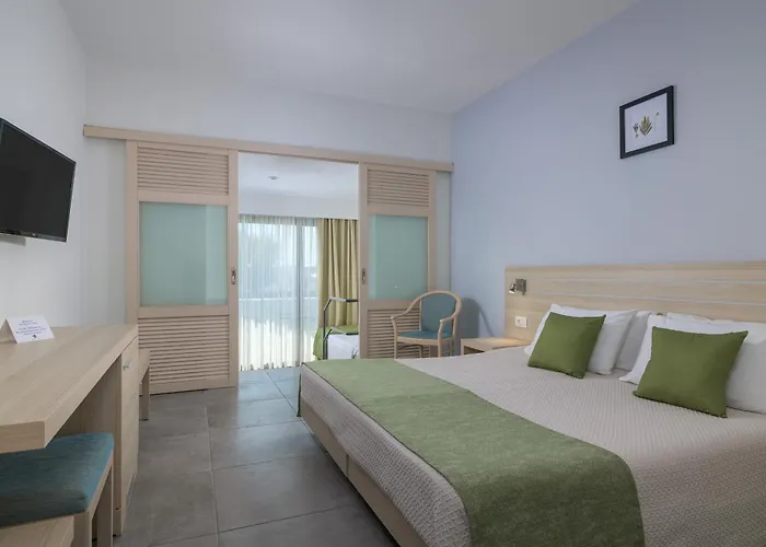 Niriides Hotel