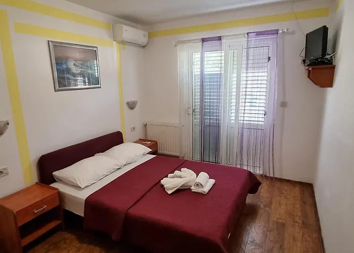 Vila Mario