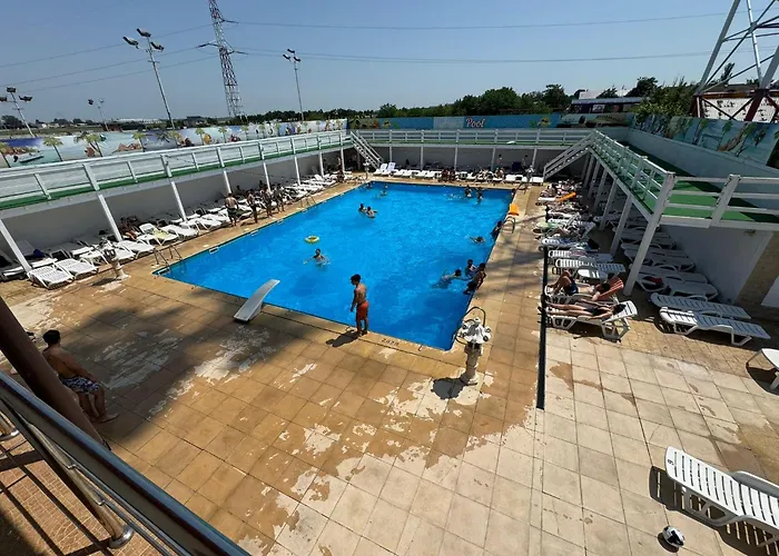 Hotel Imperium & Pool