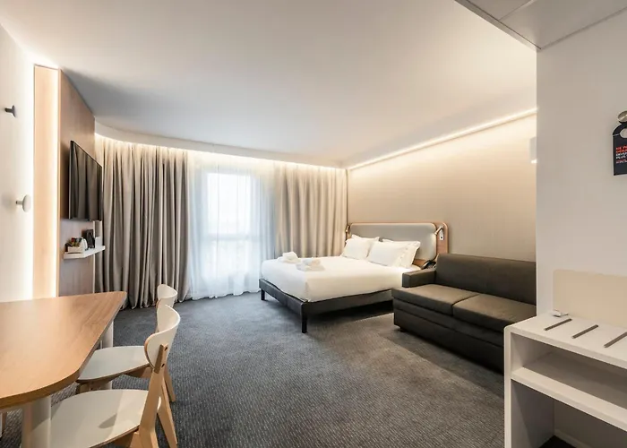 Holiday Inn Express&Suites Reims - Rives de Vesle by IHG