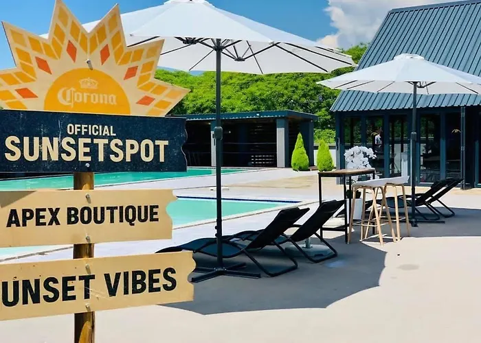 Apex Boutique Hotel