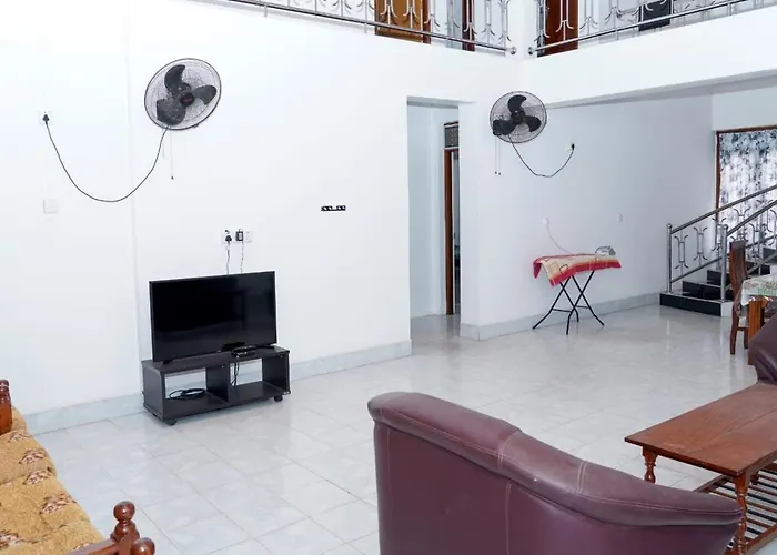 Vinola Hotel