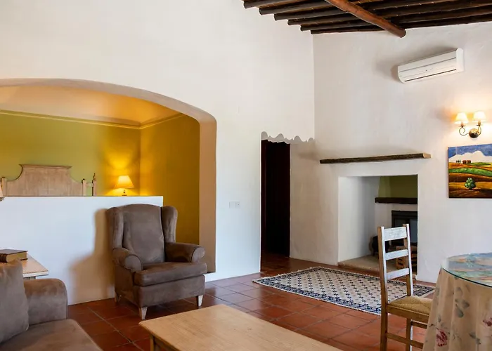 Horta Da Moura By Wot Signature