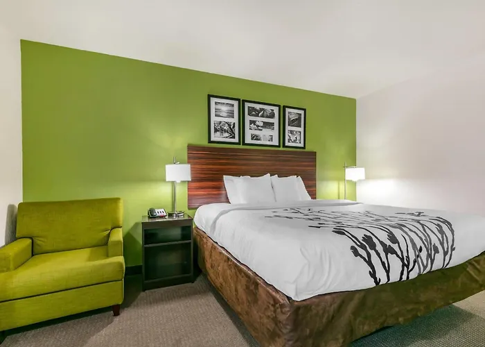 Sleep Inn & Suites Near Sports World Blvd Gatlinburg