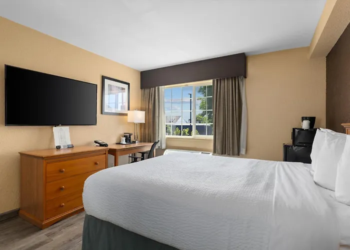 Ramada By Wyndham Portland