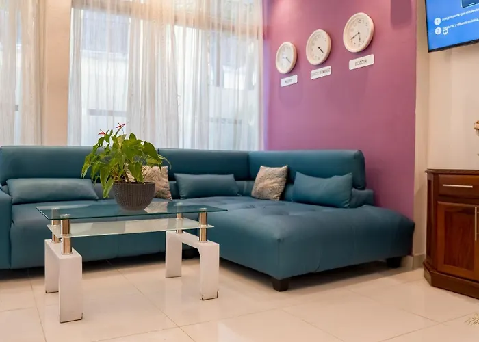 Cataleya Hotel