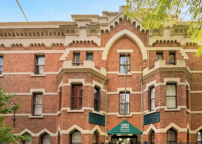 Gordon House Apartments