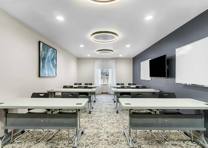 Everhome Suites Cheyenne By Choice Hotels