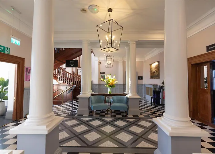 Doubletree By Hilton Cheltenham-Cotswolds